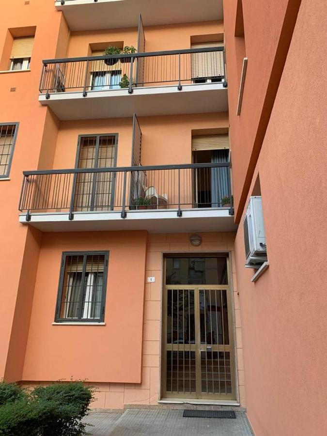 Comfortable Room Suitable 1-2 Pax Bologna Esterno foto